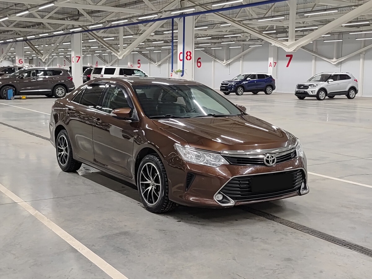 Toyota Camry б/у, 2017, Автоматическая. Фото: #2