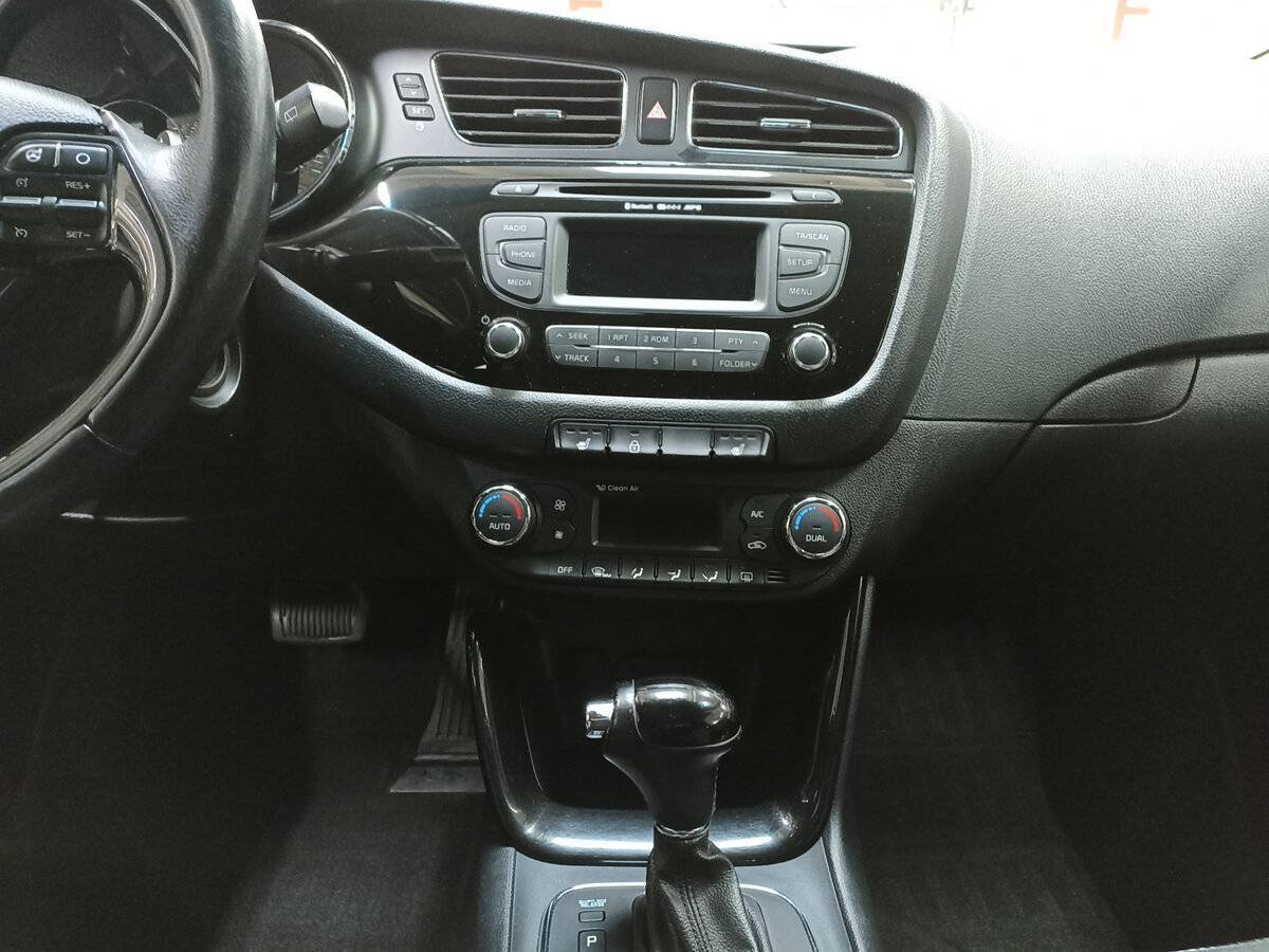 Kia Ceed б/у, 2015, Автоматическая. Фото: #14