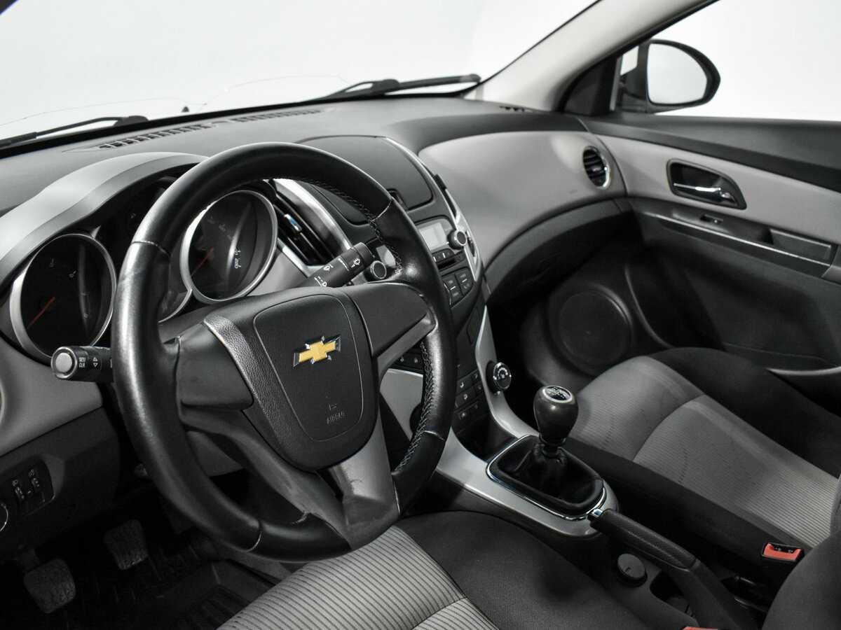 Chevrolet Cruze б/у, 2014, Механическая. Фото: #8