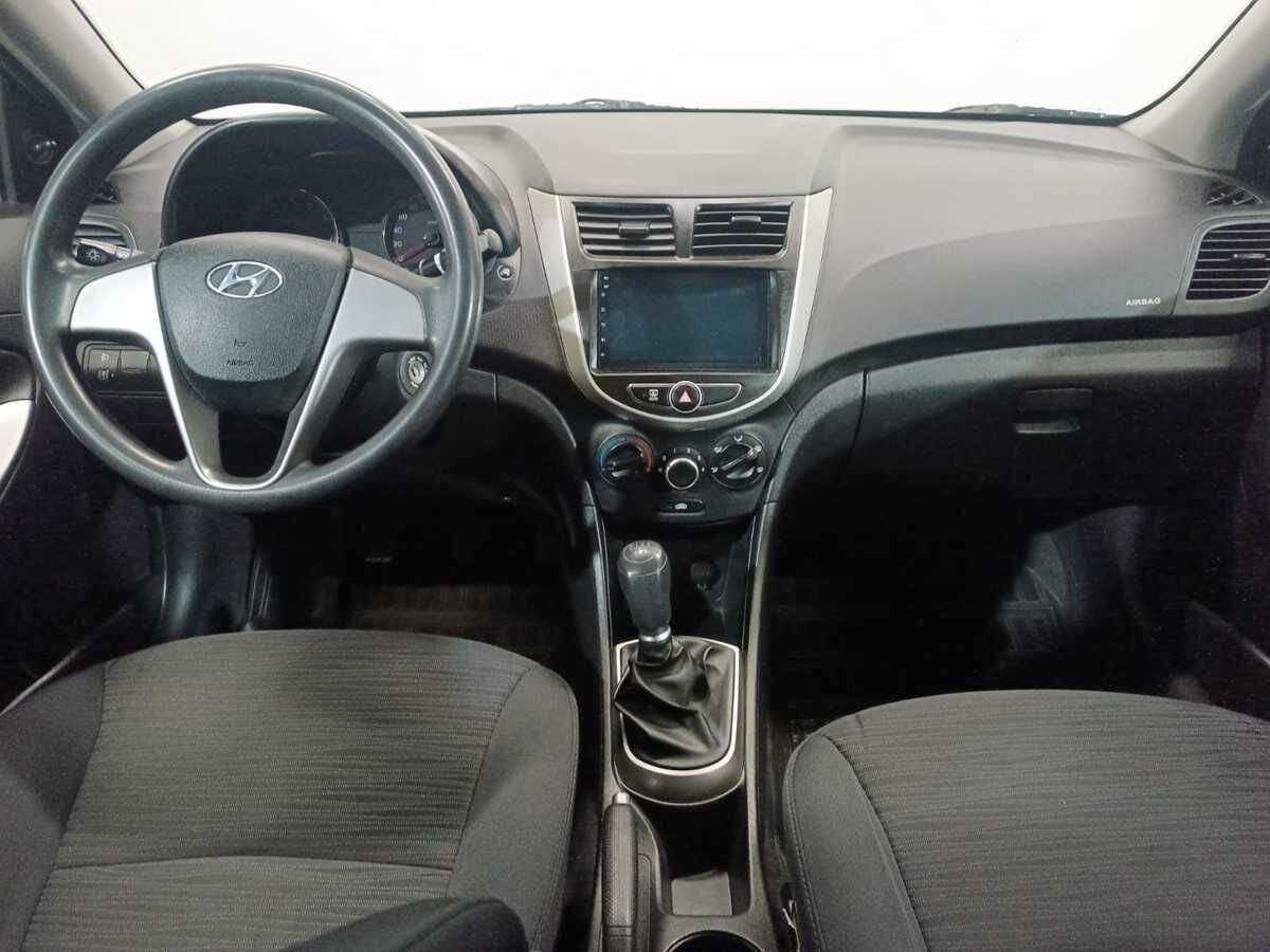 Hyundai Solaris б/у, 2016, Механическая. Фото: #8
