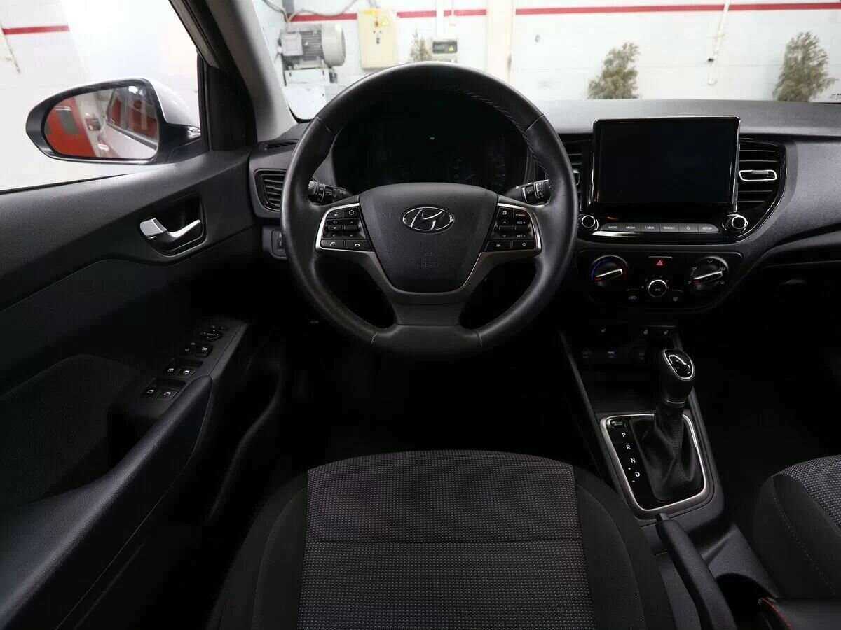Hyundai Solaris б/у, 2021, Автоматическая. Фото: #17