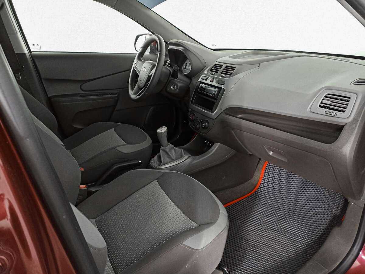 Chevrolet Cobalt б/у, 2014, Механическая. Фото: #8