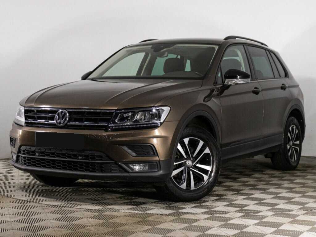 Volkswagen Tiguan б/у, 2019, Роботизированная. Посмотреть фото