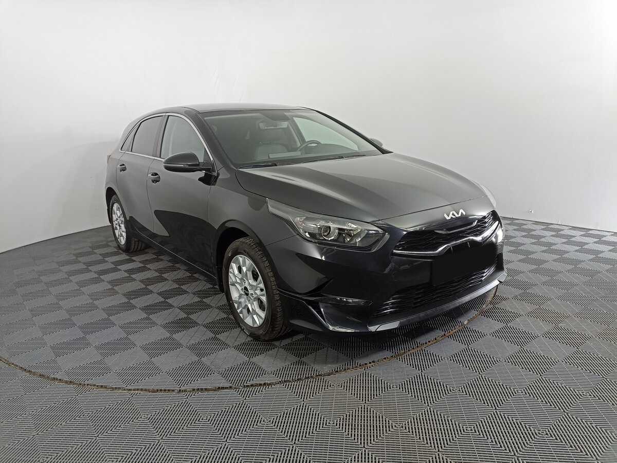 Kia Ceed б/у, 2022, Автоматическая. Фото: #2