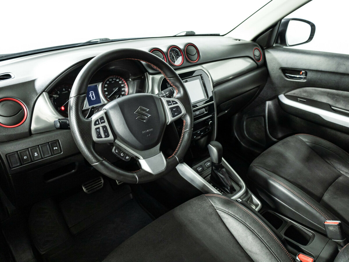 Suzuki Vitara б/у, 2018, Автоматическая. Фото: #10