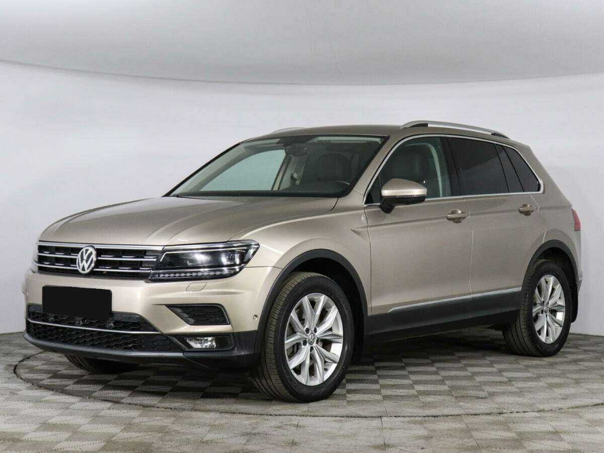 Volkswagen Tiguan б/у, 2017, Роботизированная. Посмотреть фото