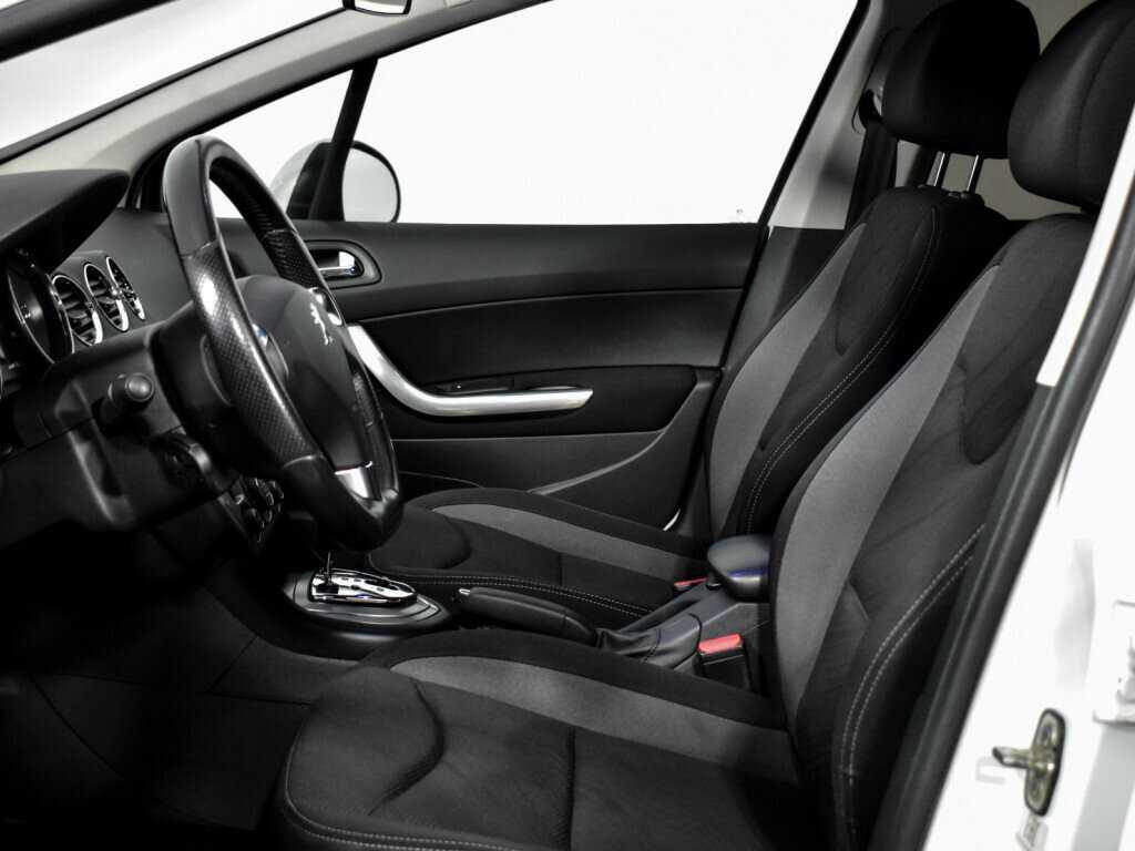 Peugeot 408 б/у, 2016, Автоматическая. Фото: #9