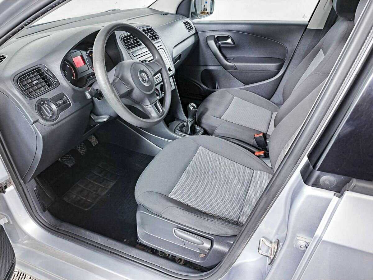 Volkswagen Polo б/у, 2014, Механическая. Фото: #13