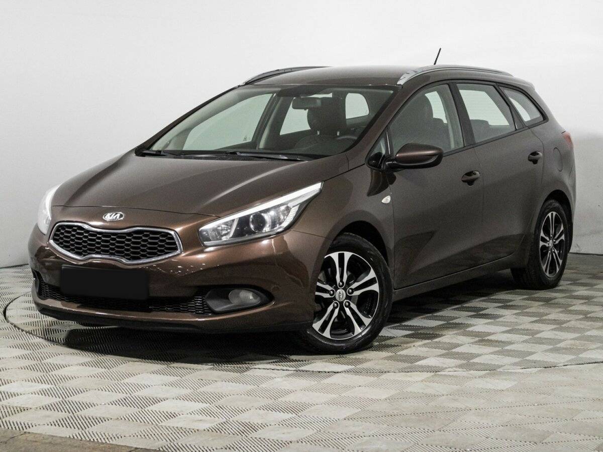 Kia Ceed б/у, 2013, Механическая. Фото: #0