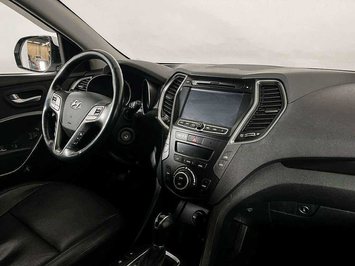 Hyundai Santa Fe б/у, 2017, Автоматическая. Фото: #8