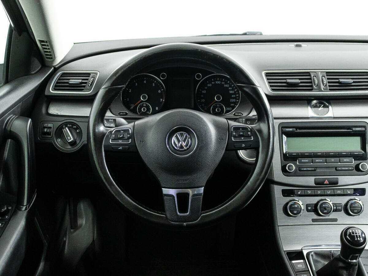 Volkswagen Passat б/у, 2013, Механическая. Фото: #15