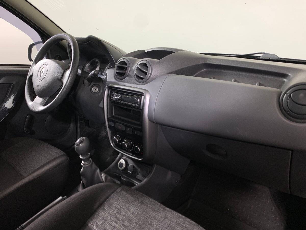 Renault Duster б/у, 2013, Механическая. Фото: #12