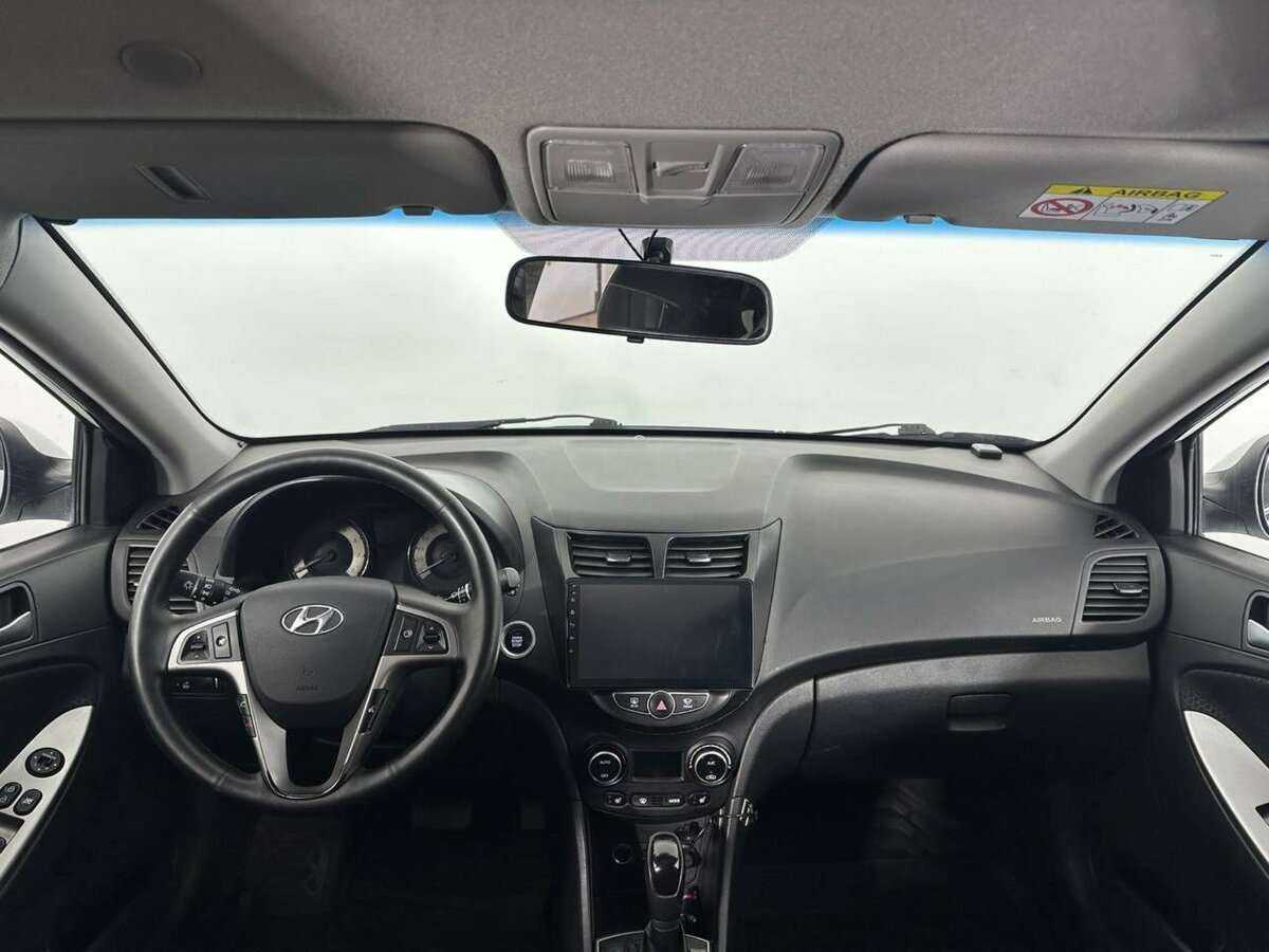 Hyundai Solaris б/у, 2016, Автоматическая. Фото: #6