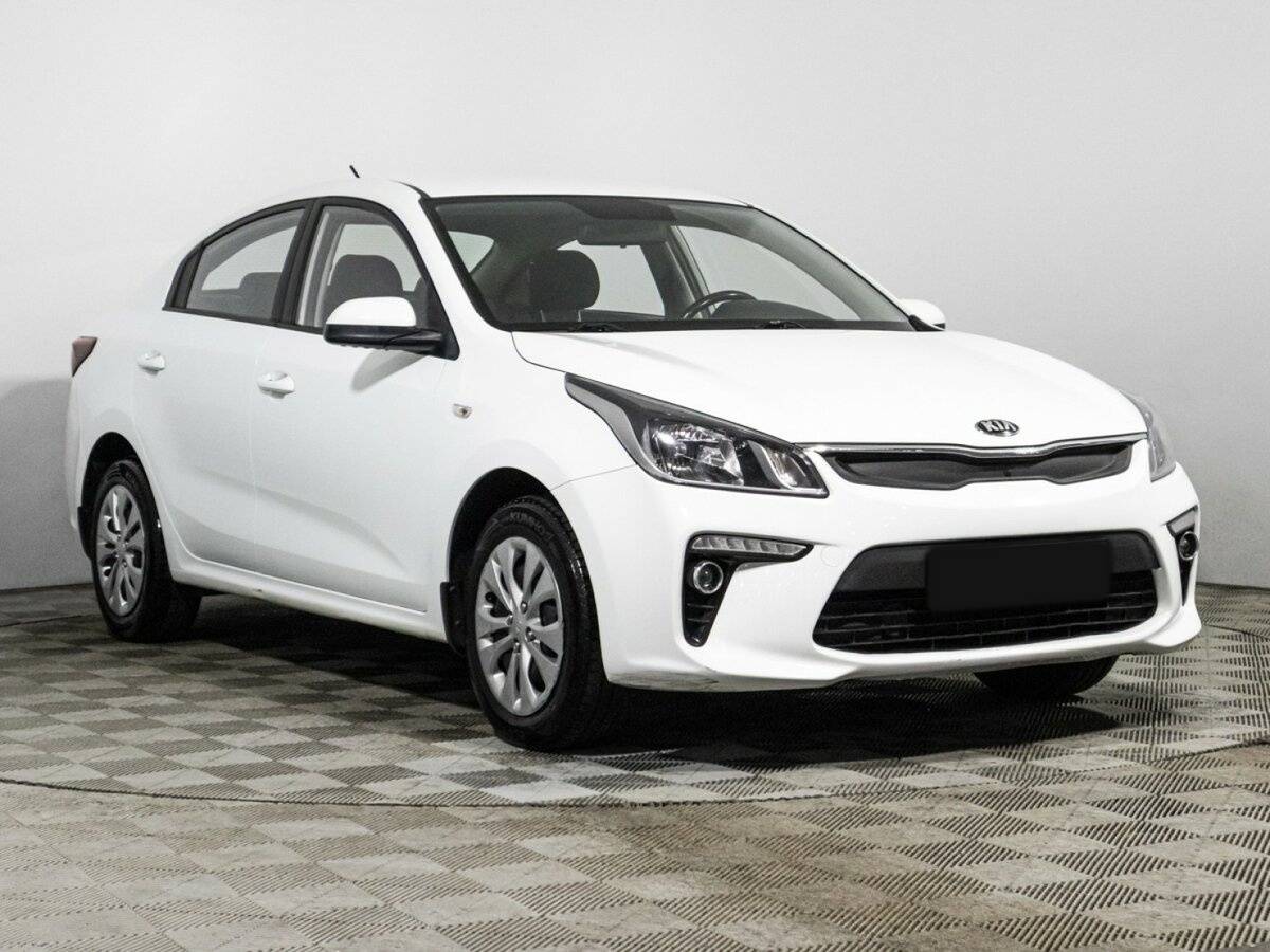 Kia Rio б/у, 2018, Автоматическая. Фото: #2