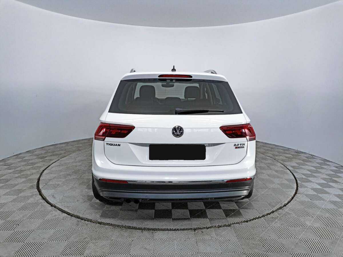 Volkswagen Tiguan б/у, 2017, Роботизированная. Фото: #5