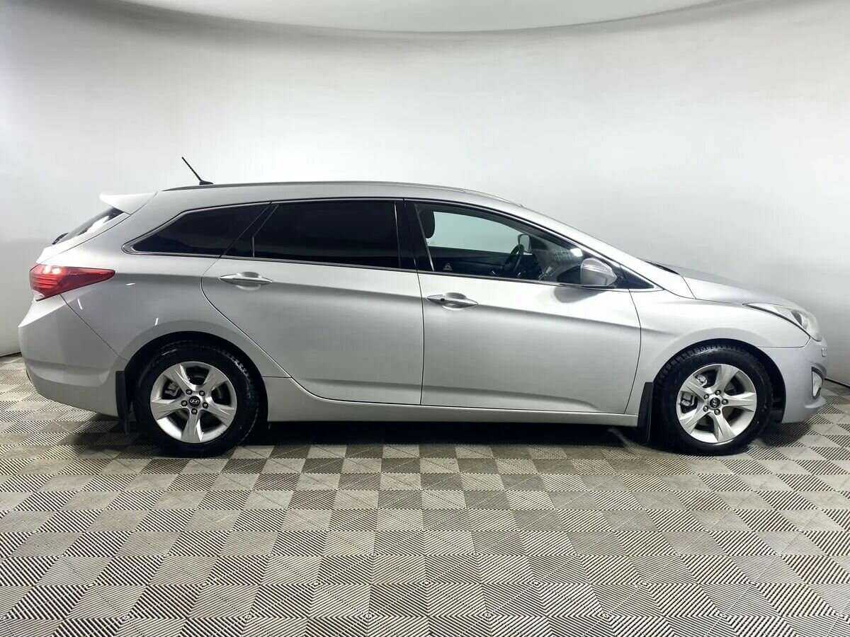 Hyundai i40 б/у, 2013, Автоматическая. Фото: #1