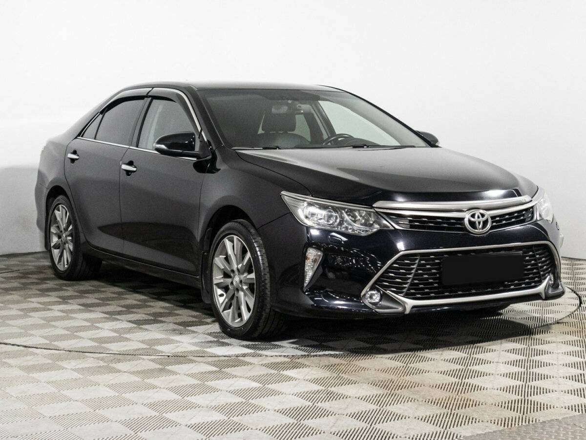 Toyota Camry б/у, 2017, Автоматическая. Фото: #2