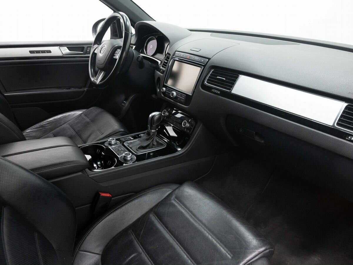 Volkswagen Touareg б/у, 2017, Автоматическая. Фото: #10