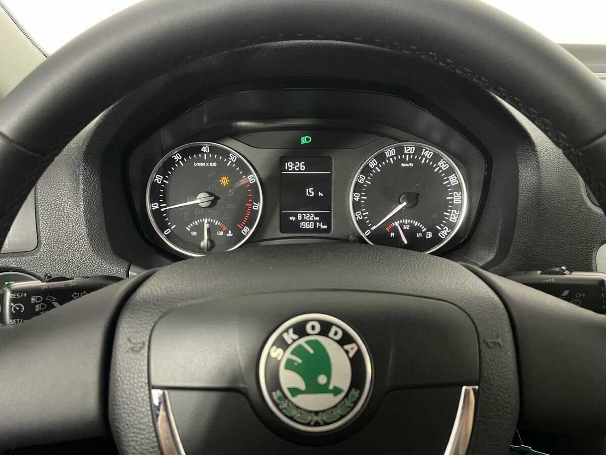 Skoda Octavia б/у, 2012, Механическая. Фото: #10