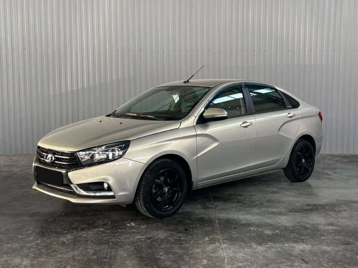 Lada (ВАЗ) Vesta б/у, 2017, Механическая. Посмотреть фото