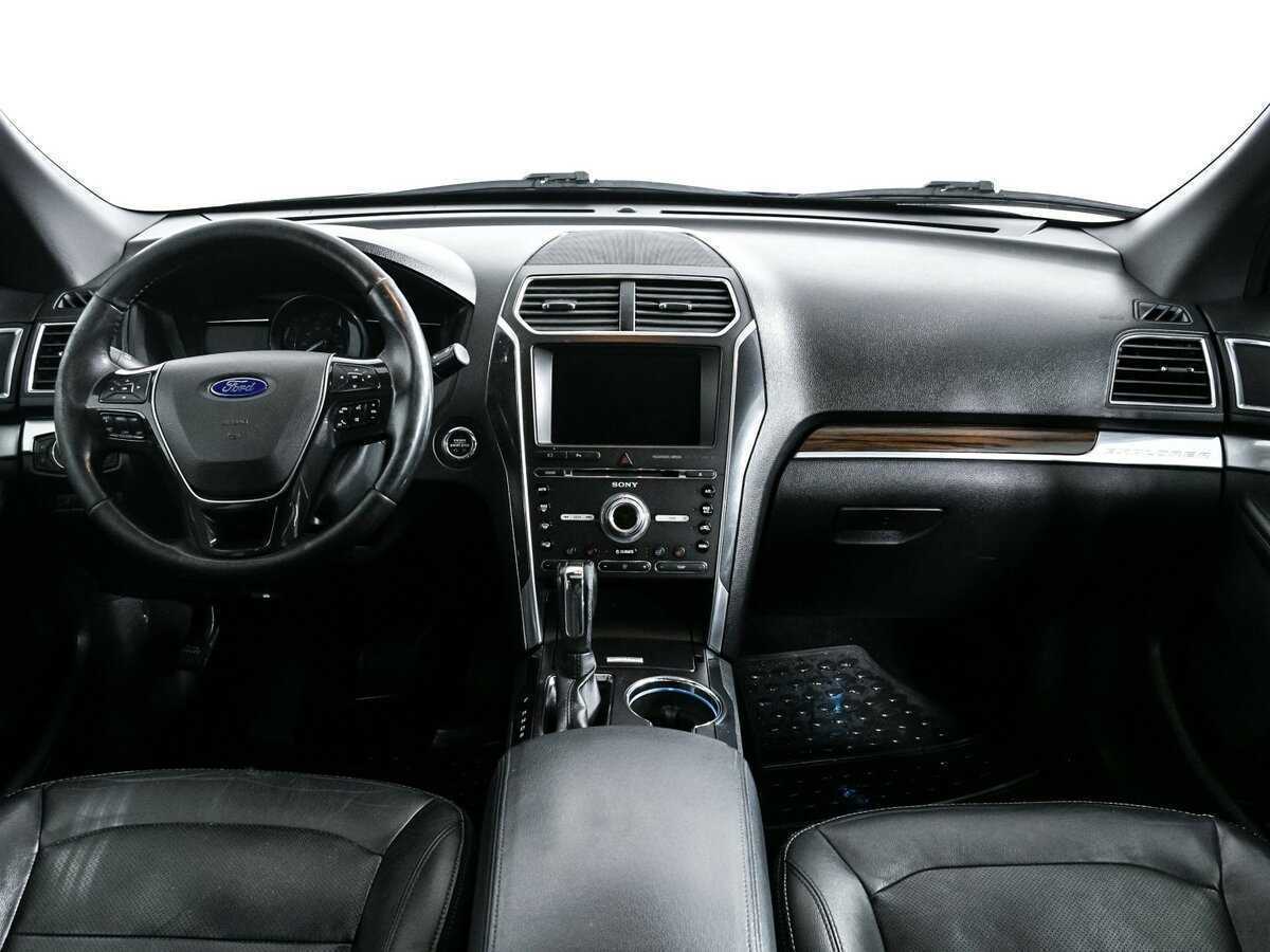 Ford Explorer б/у, 2016, Автоматическая. Фото: #8