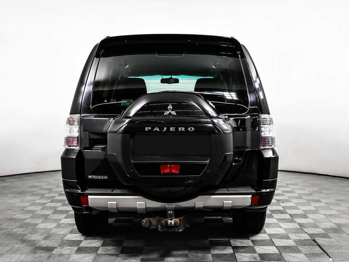 Mitsubishi Pajero б/у, 2015, Автоматическая. Фото: #5