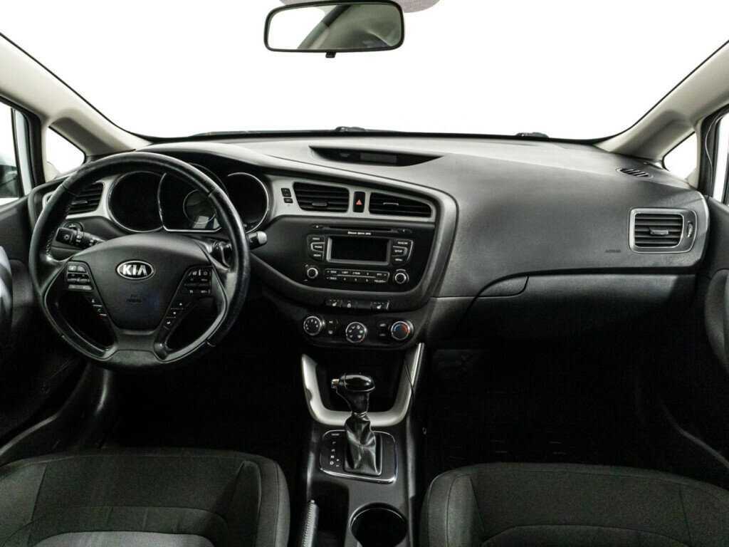 Kia Ceed б/у, 2013, Автоматическая. Фото: #12