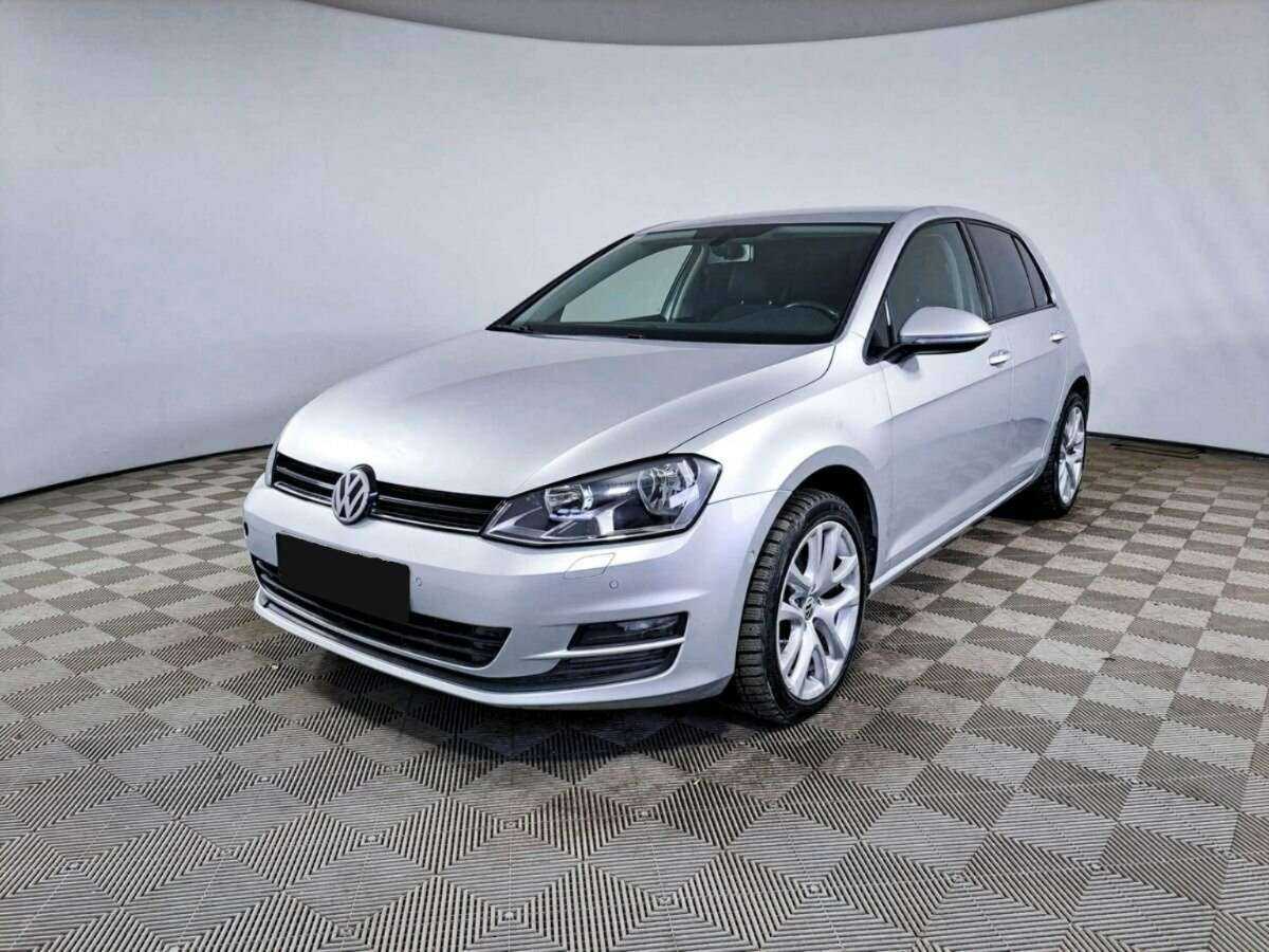 Volkswagen Golf б/у, 2013, Механическая. Фото: #0
