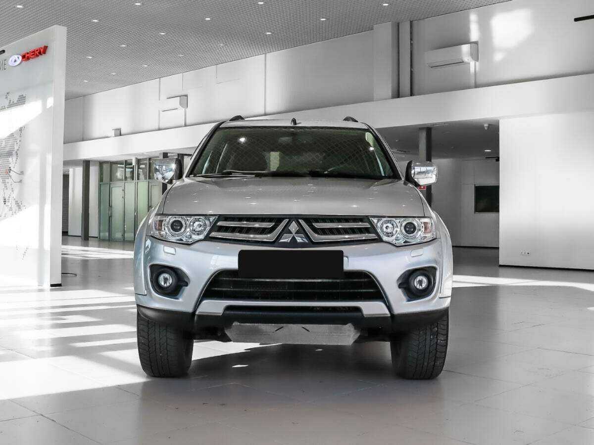 Mitsubishi Pajero Sport б/у, 2015, Автоматическая. Посмотреть фото