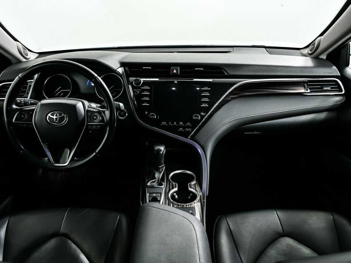 Toyota Camry б/у, 2019, Автоматическая. Фото: #10