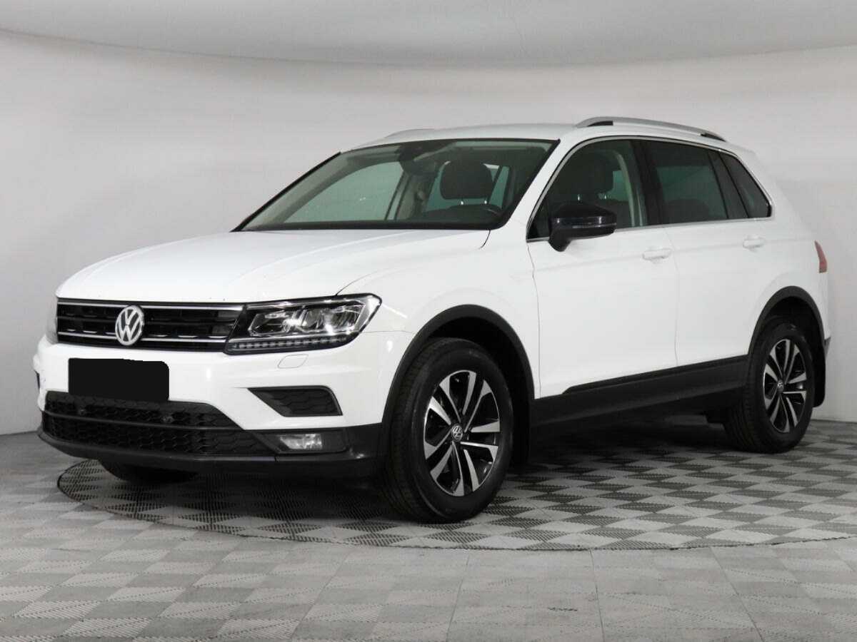 Volkswagen Tiguan б/у, 2019, Роботизированная. Посмотреть фото