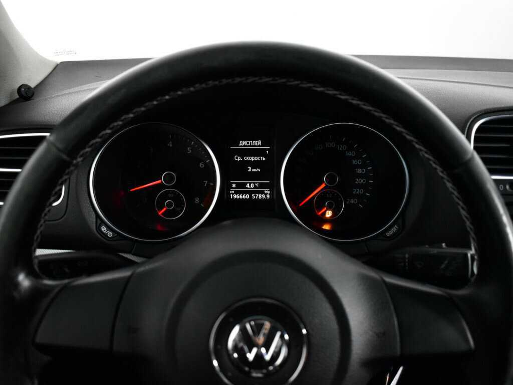 Volkswagen Golf б/у, 2012, Механическая. Фото: #10