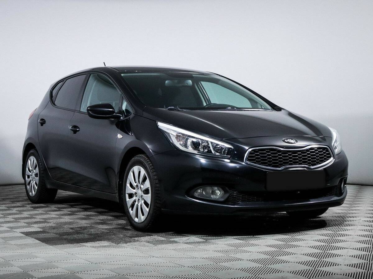 Kia Ceed б/у, 2015, Автоматическая. Фото: #2