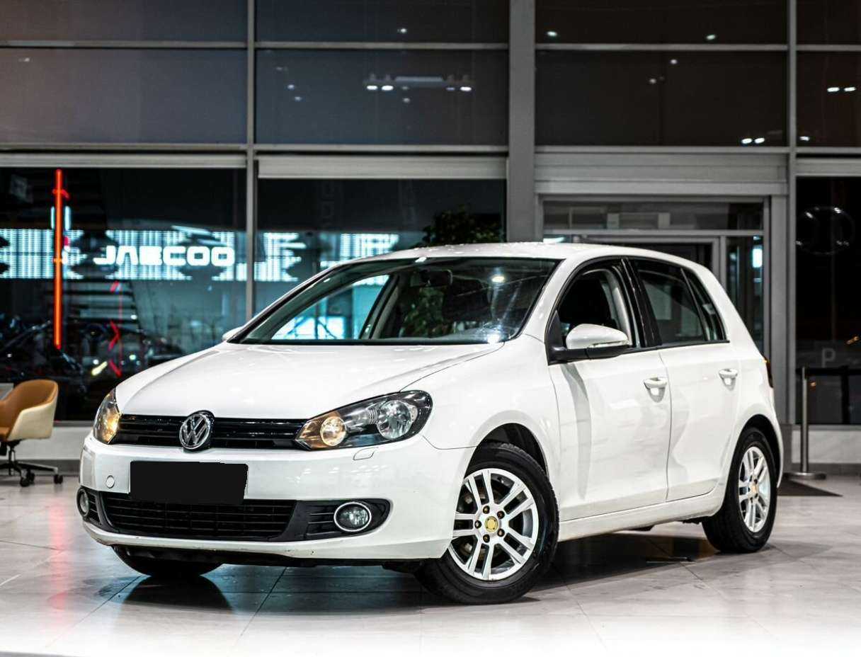 Volkswagen Golf б/у, 2012, Роботизированная. Посмотреть фото