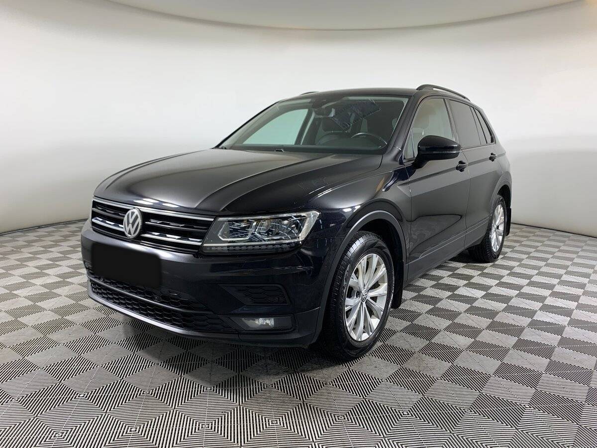 Volkswagen Tiguan б/у, 2019, Роботизированная. Посмотреть фото