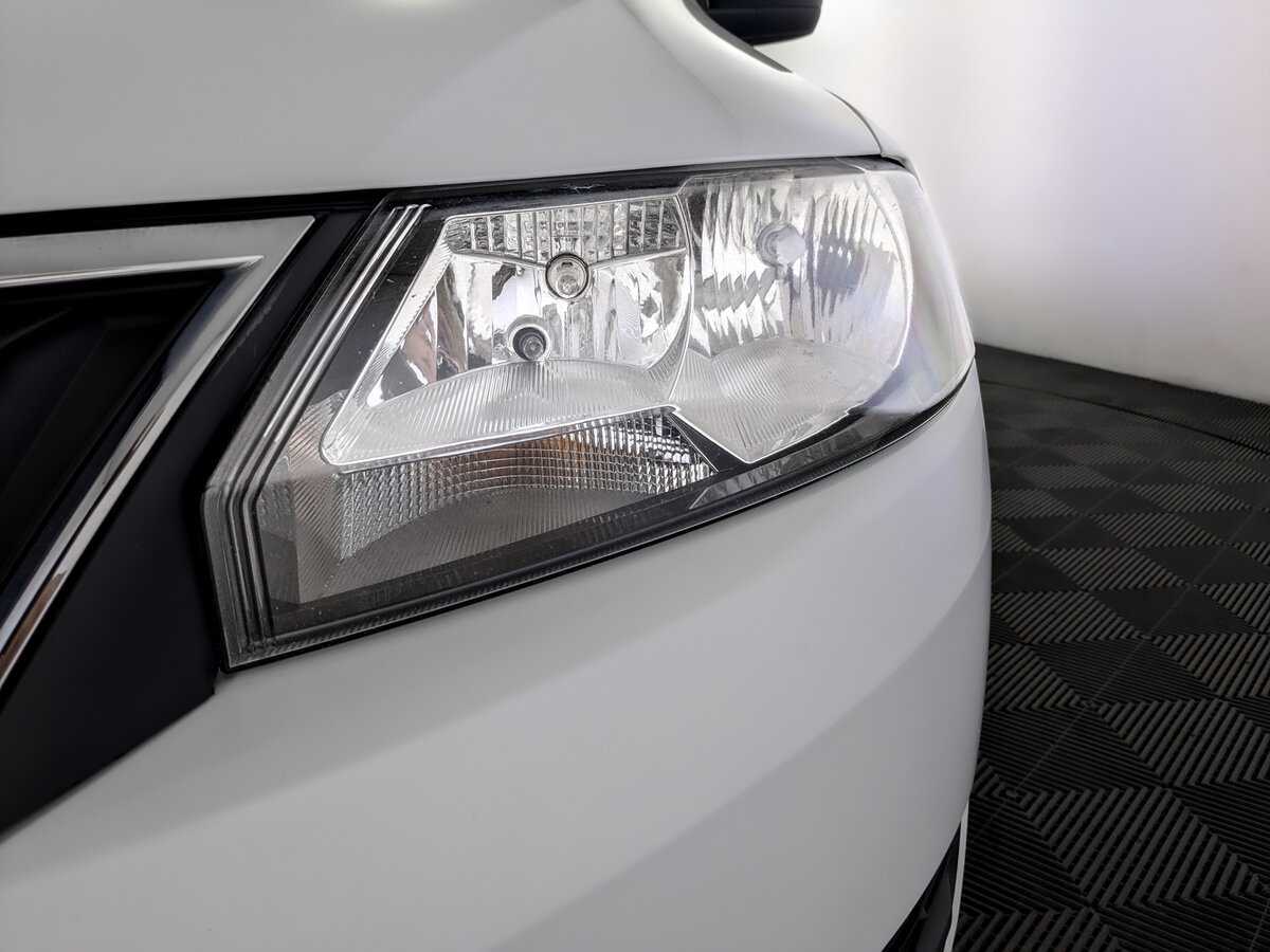 Skoda Rapid б/у, 2017, Механическая. Фото: #16