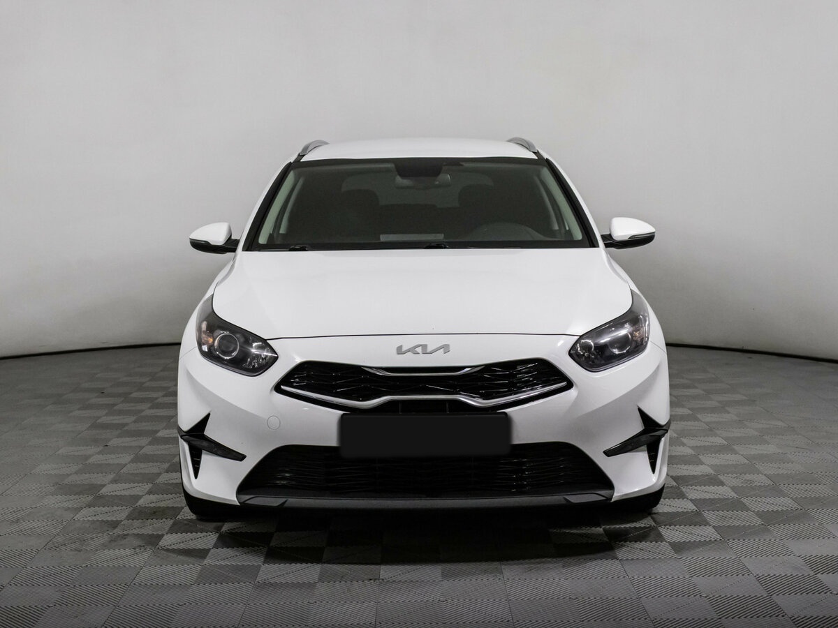 Kia Ceed б/у, 2022, Автоматическая. Фото: #1