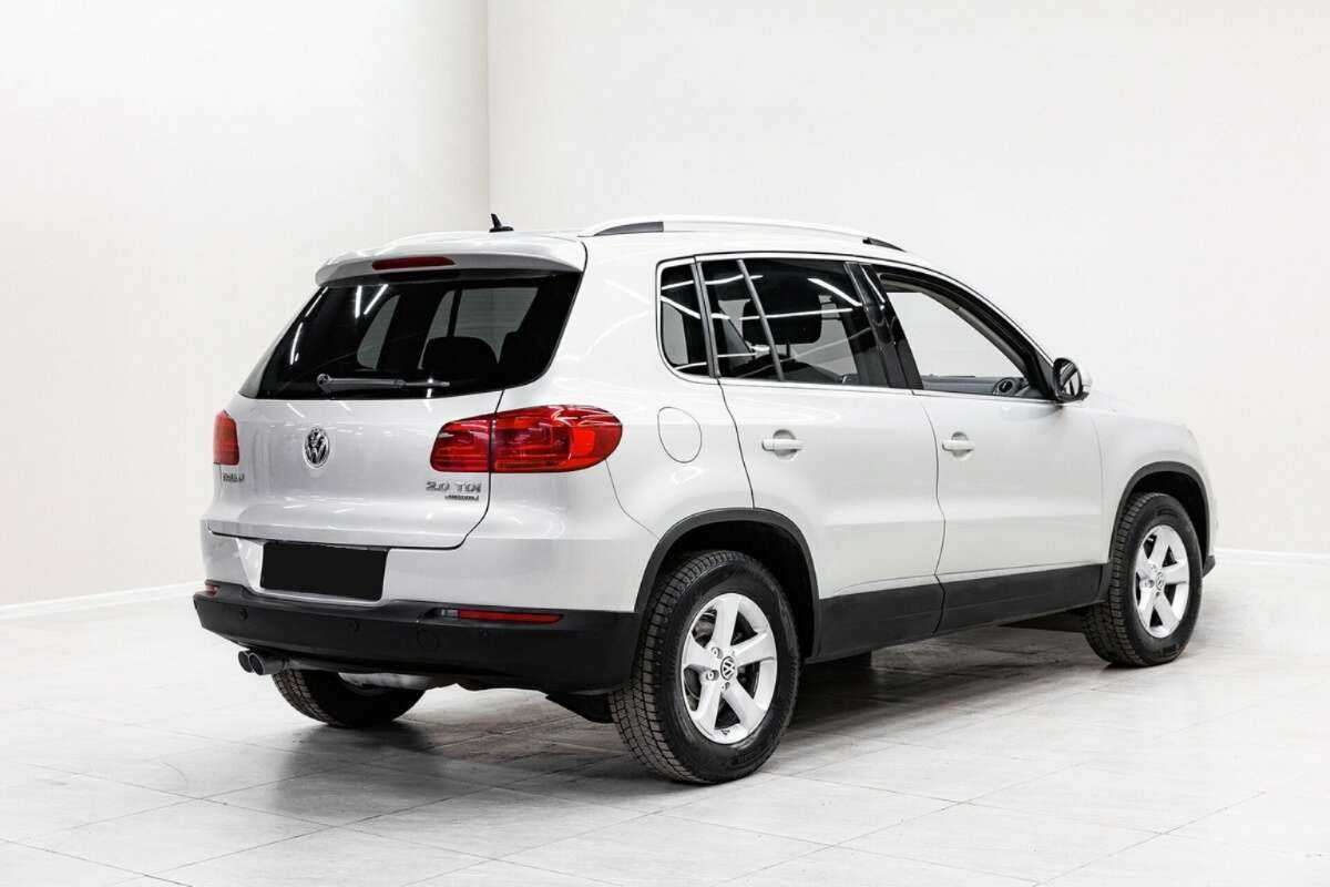 Volkswagen Tiguan б/у, 2012, Автоматическая. Фото: #3