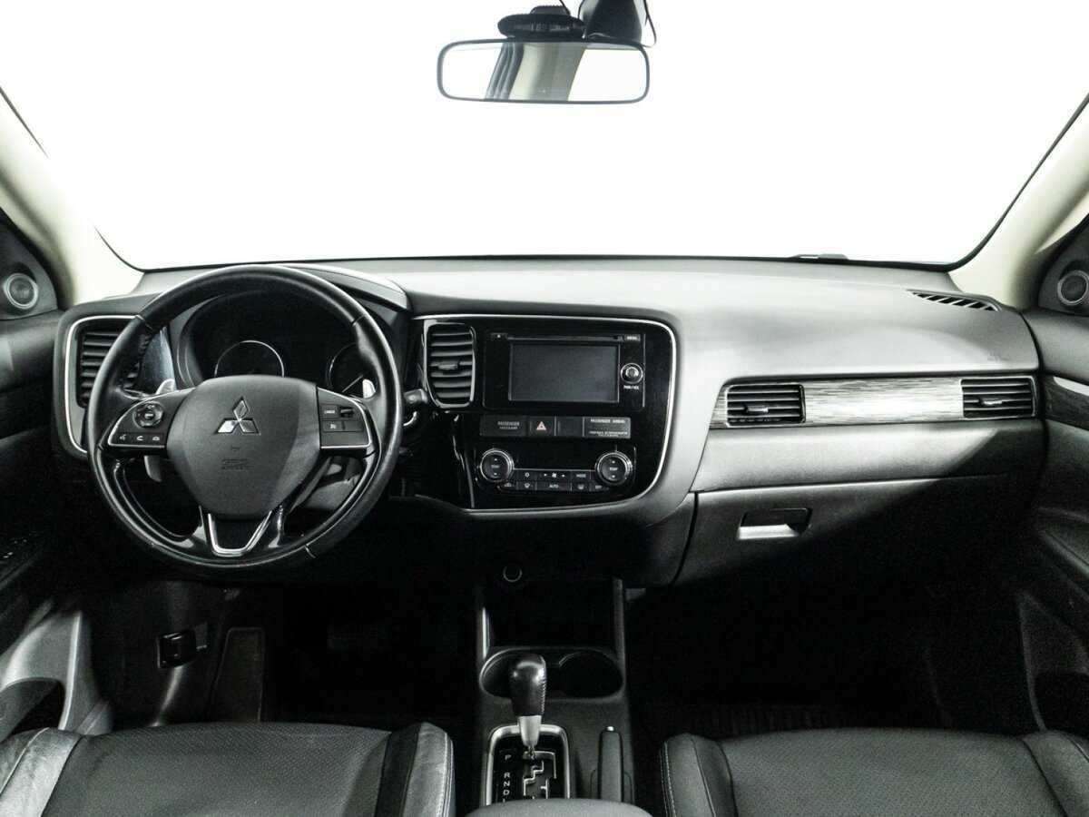 Mitsubishi Outlander б/у, 2015, Вариатор. Фото: #12