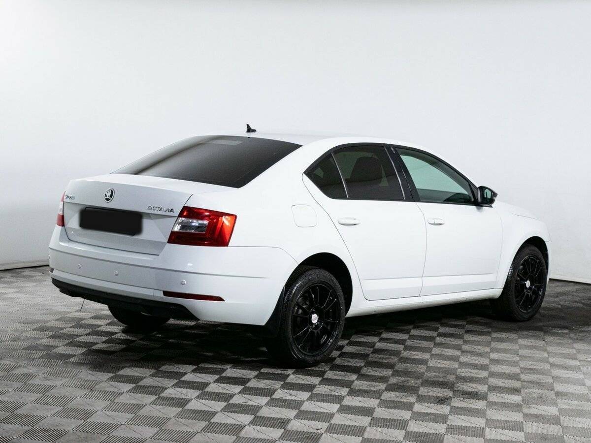 Skoda Octavia б/у, 2019, Механическая. Фото: #4
