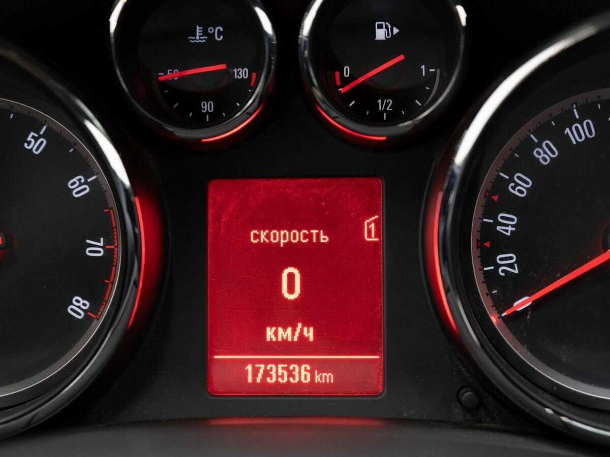 Opel Astra б/у, 2013, Механическая. Фото: #13
