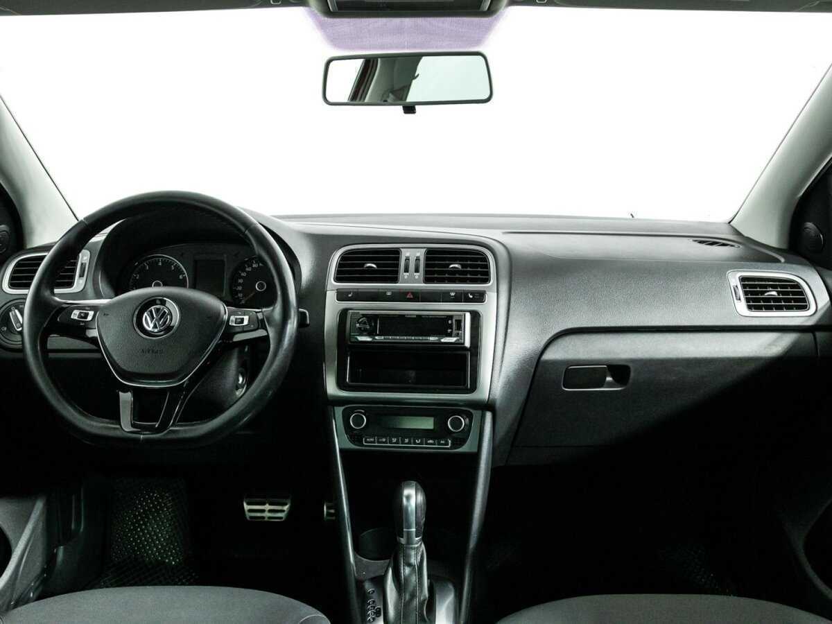 Volkswagen Polo б/у, 2016, Автоматическая. Фото: #12