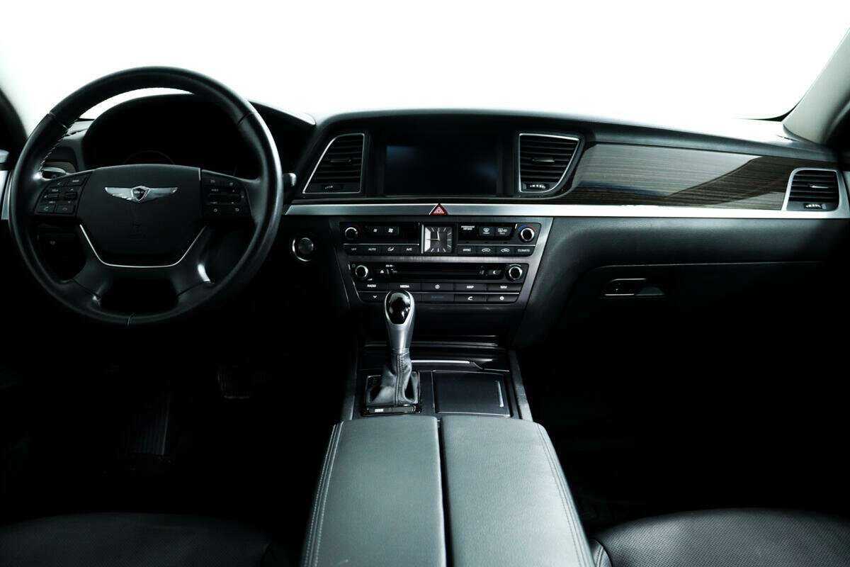 Hyundai Genesis б/у, 2016, Автоматическая. Фото: #10