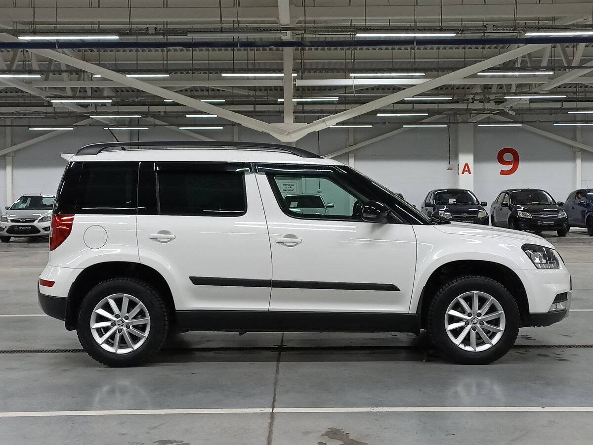 Skoda Yeti б/у, 2015, Механическая. Фото: #3
