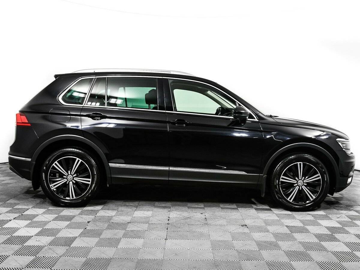 Volkswagen Tiguan б/у, 2017, Роботизированная. Фото: #3