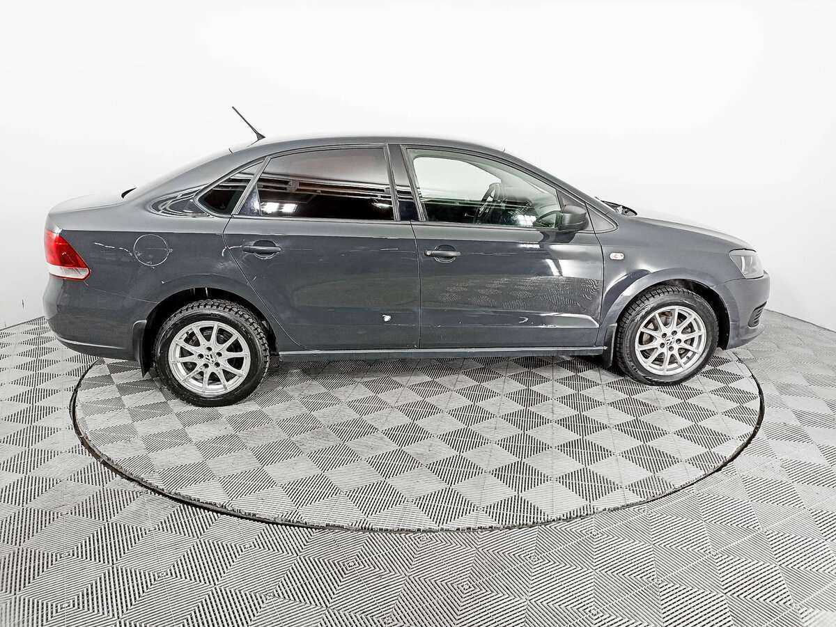 Volkswagen Polo б/у, 2013, Механическая. Фото: #3