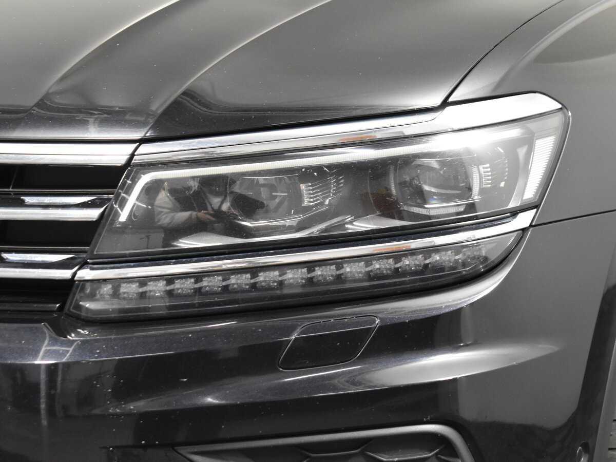 Volkswagen Tiguan б/у, 2017, Роботизированная. Фото: #6
