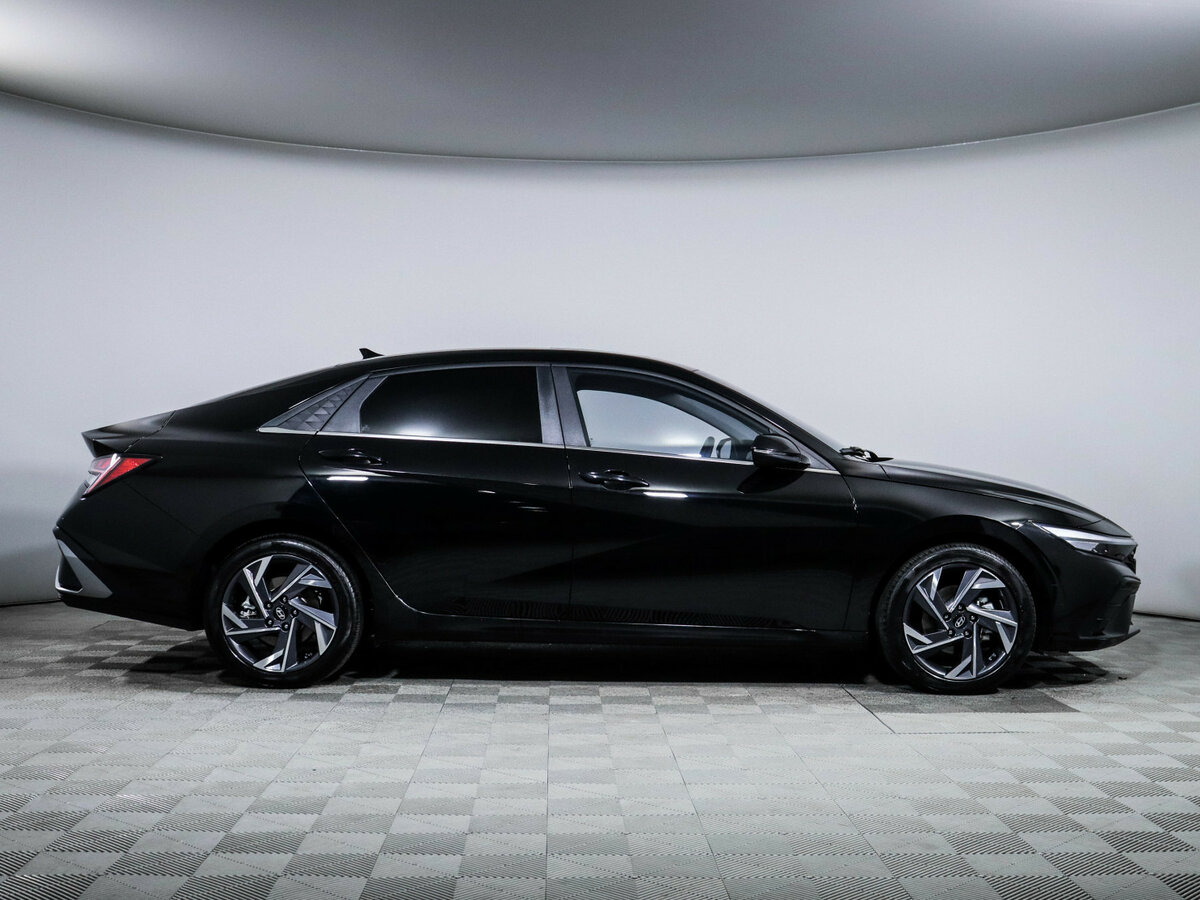 Hyundai Elantra б/у, 2024, Вариатор. Фото: #3
