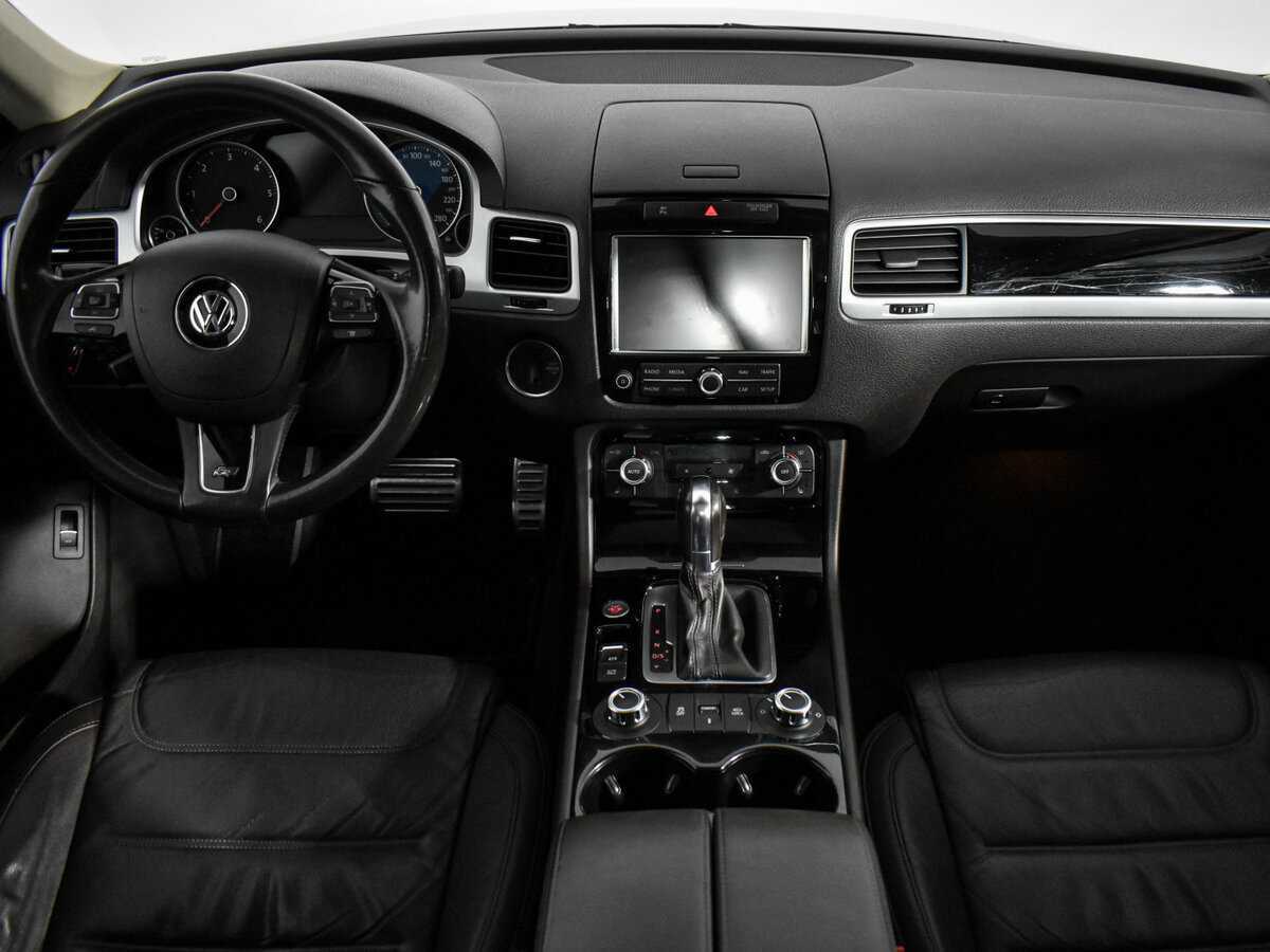 Volkswagen Touareg б/у, 2013, Автоматическая. Фото: #14
