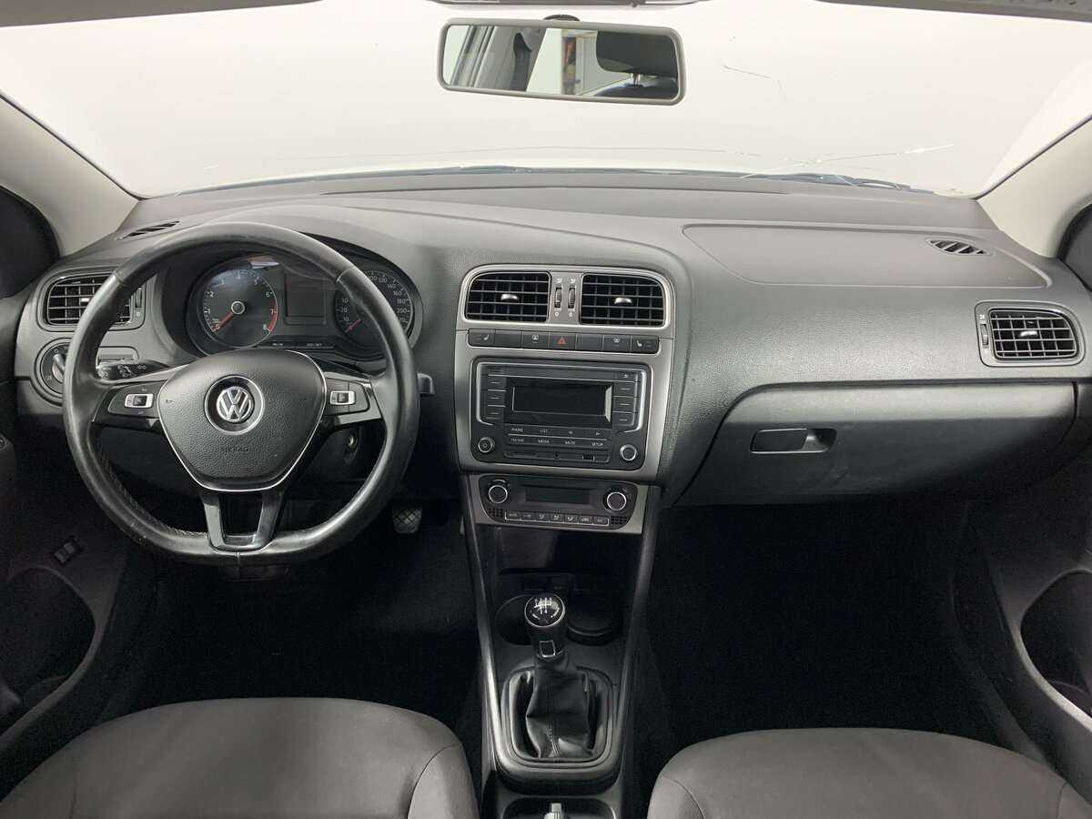 Volkswagen Polo б/у, 2019, Механическая. Фото: #9